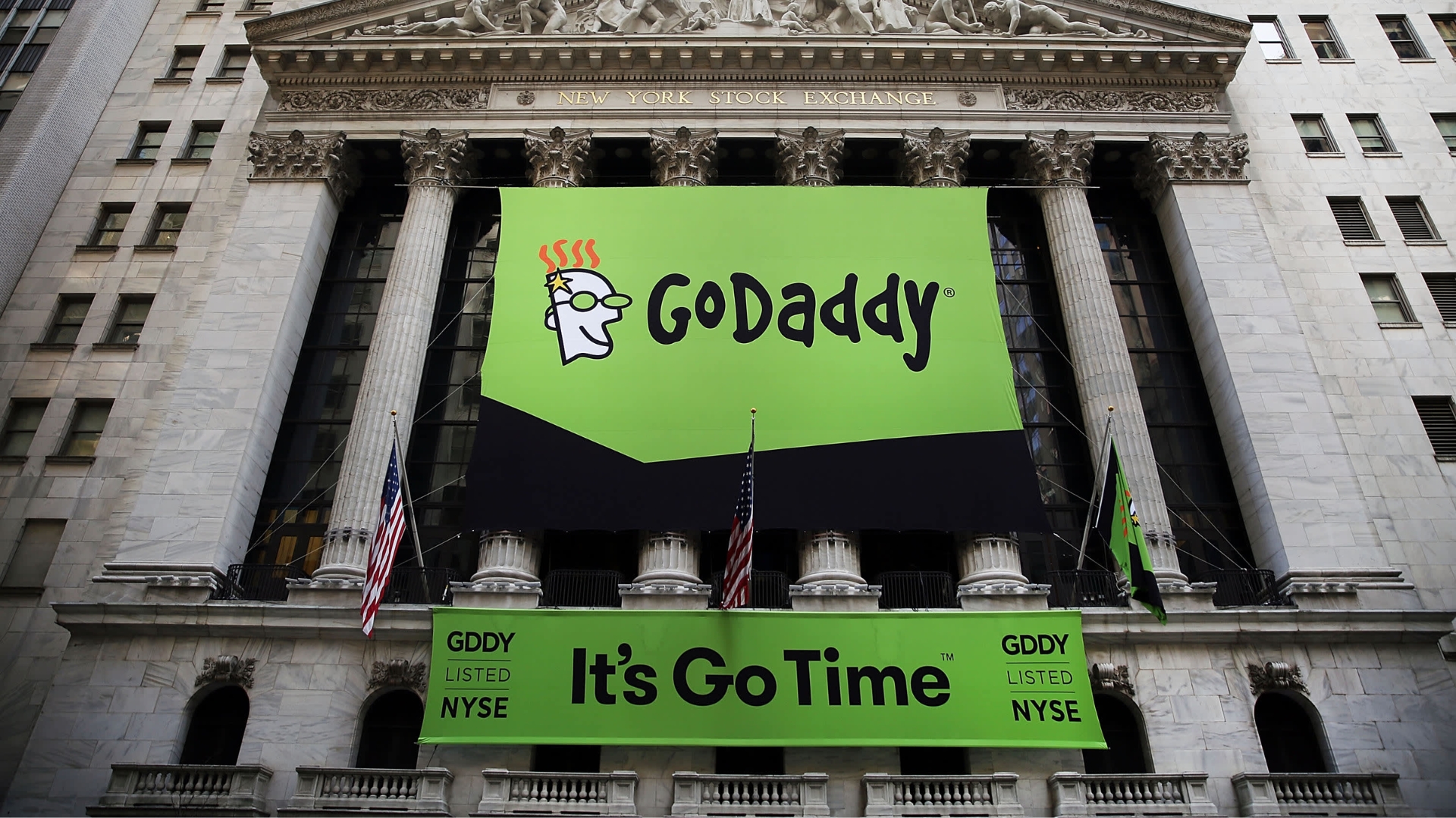 Cổ phiếu Godaddy CFD là gì Cách giao dịch mã GDDY ra sao